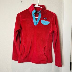 Girl’s Patagonia Sweater Size L